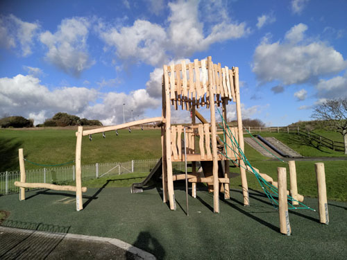 East Brighton Park Robinia Play Equipment Installation Safamulch Rubber